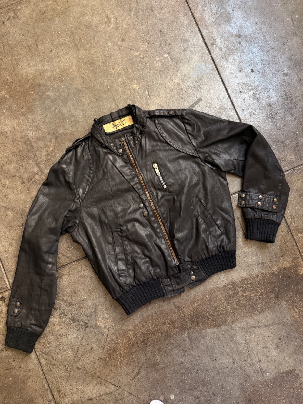 April 77 Jacket - Picture 6 of 9